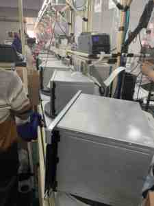 Capacité de <span class=keywords><strong>32l</strong></span> avec verrouillage de sécurité pour enfant, four à <span class=keywords><strong>micro</strong></span>-ondes numérique noir intégré - Product Image 5