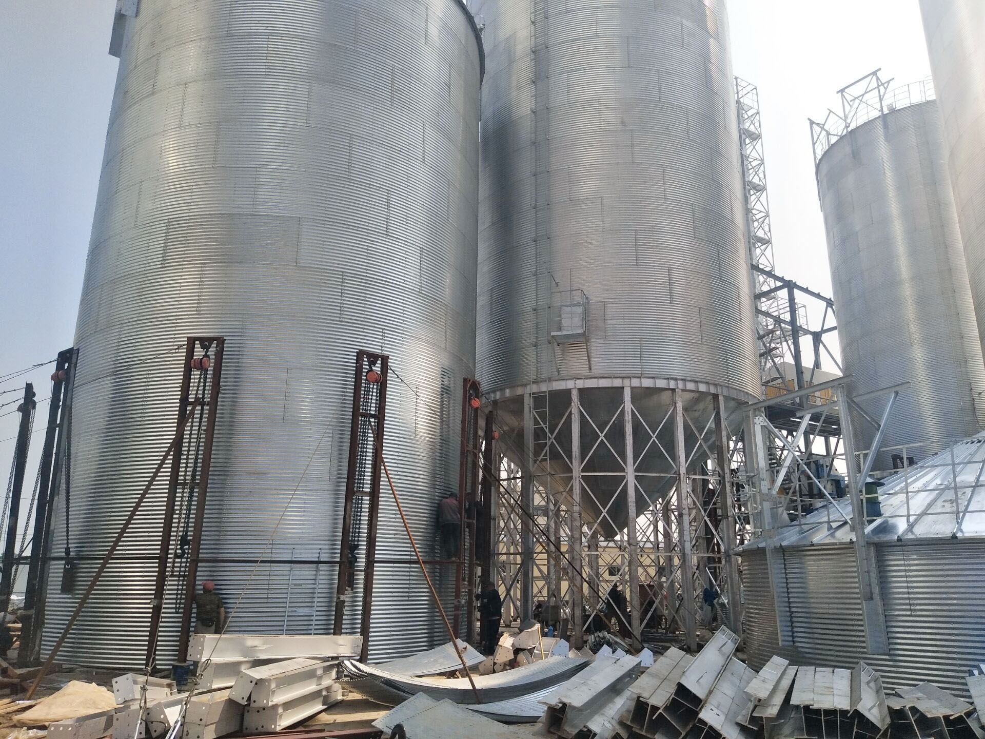 Grain silos for sale of providing turnkey solutions Products from