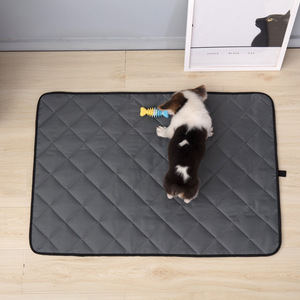 Cama para Mascotas Oxford 900D Impermeable y Transpirable con Tecnología Avanzada de Flujo de Aire 3D, Alfombra Duradera Antideslizante y Refrescante de 5 mm con Diseño Acolchado de Diamantes para Perros Grandes - Product Image 6
