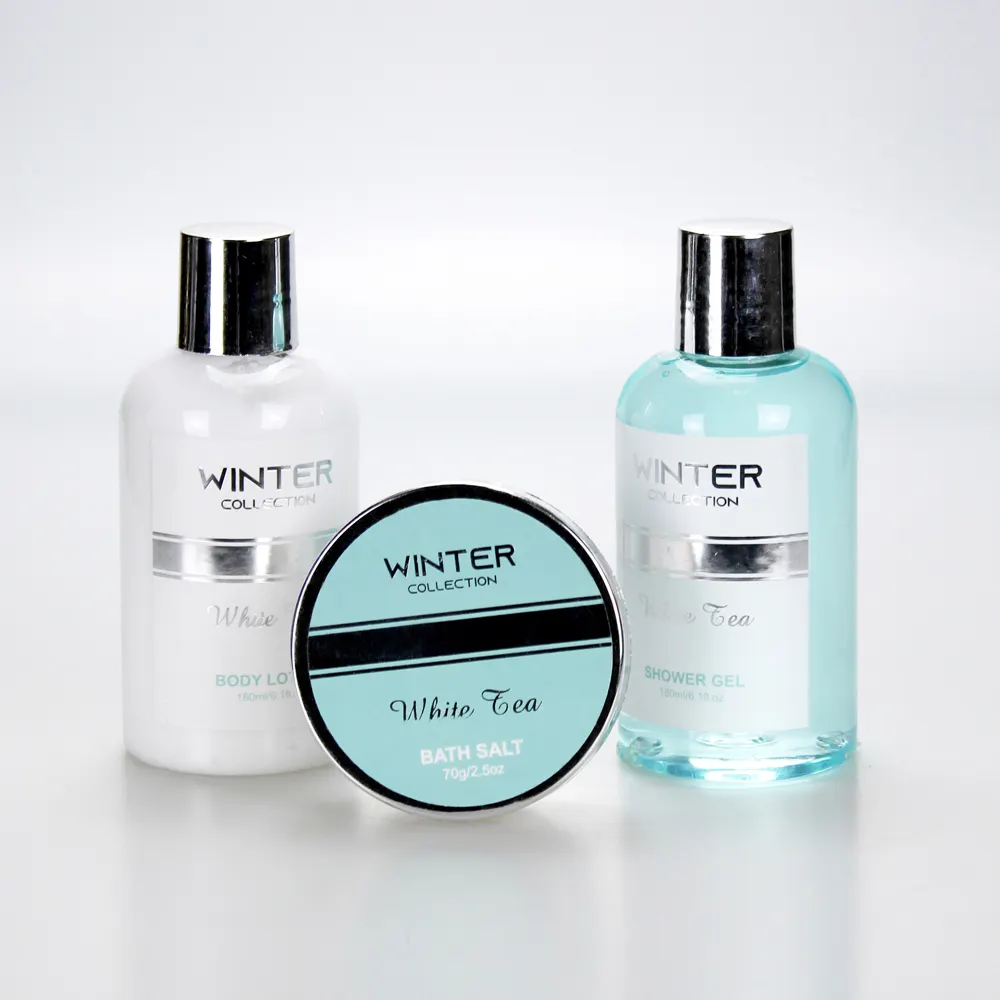 Women Customize Shower Gel Basket Gift Set Bath And Spa Gift Set Body Care Gift Set With Bathrobe 