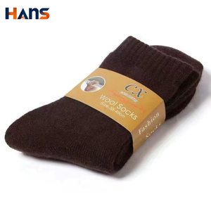 ถุงเท้าขนแกะเมอริโนหนานุ่ม อุ่นสบายสำหรับฤดูหนาว ขายส่งจากโรงงาน เหมาะสำหรับใส่ลำลองและเดินป่า สามารถสั่งทำพร้อมโลโก้ได้ - Product Image 4