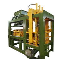 Machine à fabriquer des blocs hydrauliques entièrement automatiques Dongfeng QT10-15 pour briques en ciment/cendres volantes avec compatibilité de moule