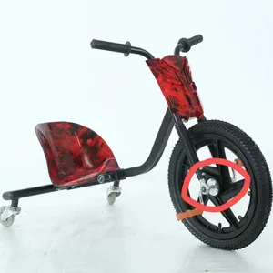 Skuter kaki desain grafiti dengan 3 roda dan ketinggian yang dapat disesuaikan untuk anak-anak