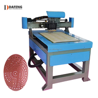 Machine de programmation automatique de poinçonnage et de perforation du cuir CNC pour l'intérieur automobile, pour les housses de siège de voiture en tissu