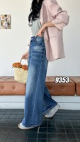Prix de gros Jean droit pour femme grande taille, couleur unie, taille haute élastique, design anti-plis, coupe ample, en denim délavé