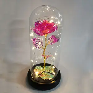 Fleur dans un verre, rose éternelle conservée sous cloche, ornement de rose avec base en bois - Product Image 4