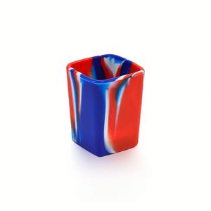 Verres à vin carrés réutilisables incassables camouflage en silicone de qualité alimentaire pour les voyages en extérieur et l'usage domestique - Product Image 4