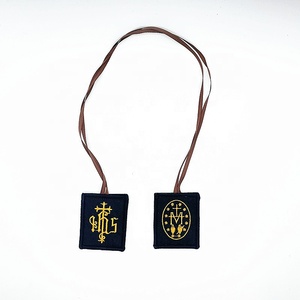 I.H.S. Escudo Carmelita y Paneles de Lana Marrón para Escapulario - Product Image 2