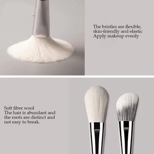 Set Professionale di 6 Pennelli da Trucco alla Moda in <span class=keywords><strong>Tinta</strong></span> <span class=keywords><strong>Unita</strong></span> per Viso, Ombretto e Correttore, Strumenti per il Makeup da Viaggio - Product Image 3