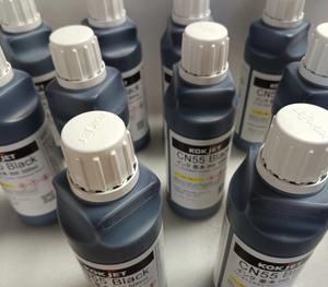 KGK INK <span class=keywords><strong>CN301</strong></span> Negro MEK Tinta Resistente al Aceite 500ml Compatible - Product Image 1