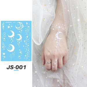 Autocollants de <span class=keywords><strong>tatouage</strong></span> au henné blanc conception de <span class=keywords><strong>dentelle</strong></span> pour le visage, la main, le <span class=keywords><strong>bras</strong></span> et la clavicule, tatouages temporaires de transfert d'eau avec film PET - Product Image 1