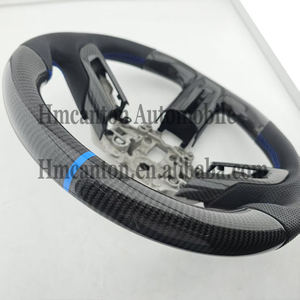Volant de direction unique en cuir perforé avec bande bleue en fibre de carbone pour Ford Mustang - Product Image 2