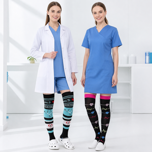 Chaussettes de compression personnalisées avec logo pour infirmières, hautes jusqu'aux cuisses, au-dessus du genou, pour femmes et hommes, en nylon et élasthanne, vente en gros OEM, lot en vrac - Product Image 4