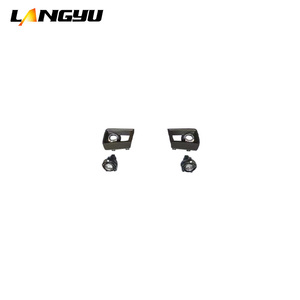 Langyu 08-13 ऑटो बॉडी पार्ट्स फ्रंट बम्पर असेंबली ग्रिल पीपी प्लास्टिक <span class=keywords><strong>cts</strong></span> v के लिए स्टाइल बॉडी किट - Product Image 5