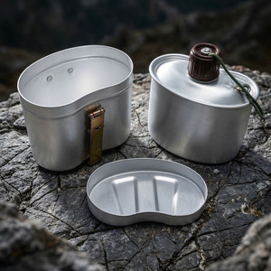 <span class=keywords><strong>Set</strong></span> da Cucina Portatile Leggero in Alluminio da 1L, Quattro Pezzi: Pentola, Borraccia, Bottiglia d'Acqua, Bollitore per Campeggio, Escursionismo e Alpinismo - Product Image 3