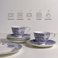 Service de table en céramique bleu vintage de luxe à motif floral festonné, assiettes et bols en porcelaine française embossée, résistant au micro-ondes