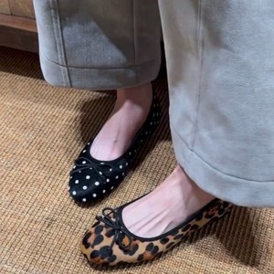 Escarpins à bout fermé à pois français pour femmes, nouvelle collection printemps 2026, élégants, rétro, imprimé léopard, ballerines à bout rond - Product Image 1