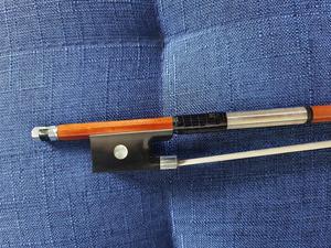 SurpassMusic Archet <span class=keywords><strong>de</strong></span> violon 4/4 en <span class=keywords><strong>bois</strong></span> <span class=keywords><strong>de</strong></span> Brésil, montures argentées, fabrication artisanale, crin <span class=keywords><strong>de</strong></span> cheval naturel, pièces <span class=keywords><strong>de</strong></span> violon, meilleures ventes en gros - Product Image 4