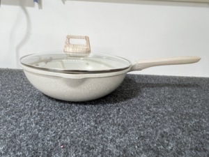 Boreine 7-קטע כלי בישול לא מקל להגדיר עיצוב קלאסי עם ידיות בקליט ידידותי לסביבה לשימוש במטבח - Product Image 3