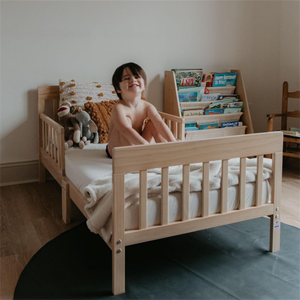 Best Selling Modern Design Solid Wood Toddler Bed Vintage Wooden <strong>Crib</strong> for Nursery Furniture for Children's Bedroom - Product Image 3