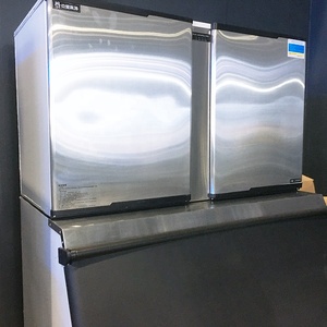 High Capacity Commercial 1500 LB <b>Ice</b> <b>Machine</b> 680 KG Per Day Blocking <b>Machines</b> With Compressor and Pump for Restaurants <b>Ice</b> Cubes - Product Image 3