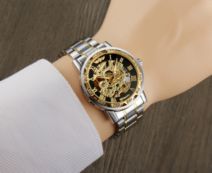 Achetez une montre et obtenez des lunettes de soleil gratuites pour montre automatique squelette mécanique - MOQ 1 pièce, livraison rapide et gratuite des États-Unis vers les États-Unis - Product Image 6