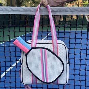 Sac de raquette de sport portable personnalisé pour l'extérieur, housse de raquette de pickleball, sac de raquette en toile, design bandoulière, sac de tennis de table de plongée - Product Image 4
