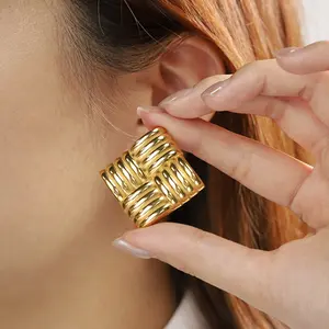 新款时尚个性饰品18k电镀不锈钢方形耳环气质质感耳环2023