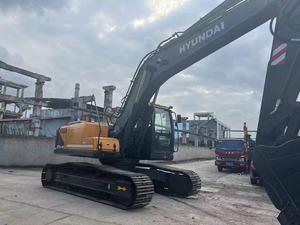 Excavatrice sur chenilles hydraulique Hyundai R225LC-9S d'occasion, modèle 2024, moteur, pompe testés et inspectés, bon état, 22,5 tonnes, 113 kW - Product Image 4
