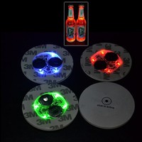 Richshining LED lumineux tasse autocollant vente chaude en plastique verres à vin caboteur Bar KTV tapis et tampons pour Noël Saint Valentin