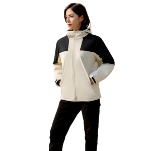 2023 nouvelle mode Softshell veste imperméable et coupe-vent respirant et doux pluie Safari veste pour hommes femmes - Product Image 4
