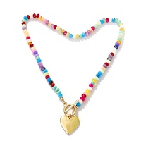 Nouveauté 2026 Collier de bijoux perlés colorés plaqué or avec pendentif cœur et fermoir OT, Fournisseur de bijoux cœur