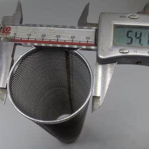 Tube filtrant cylindrique en acier inoxydable à armature métallique à tissage uni, avec bordure polie et extrémité ronde, sur mesure, industriel, OEM - Product Image 3