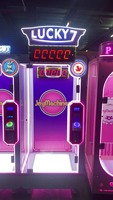 Machine distributrice de cadeaux en plastique à monnayeur, modèle Lucky 7 attrayant pour enfants, en promotion, pour centre commercial et salle de jeux