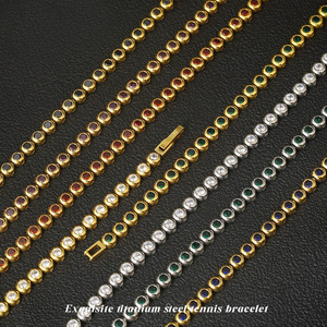 กำไลข้อมือเทนนิสสแตนเลสสตีลชุบทอง 14K ประดับเพชร CZ หลากสีขนาด 3 มม. คุณภาพ 5A ดีไซน์สวยทันสมัย เหมาะเป็นของขวัญสำหรับผู้หญิง กันน้ำ - Product Image 2