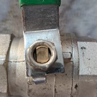 Vanne à boisseau sphérique en acier au carbone à double filetage femelle pour usage commercial en cuisine et pour l'eau