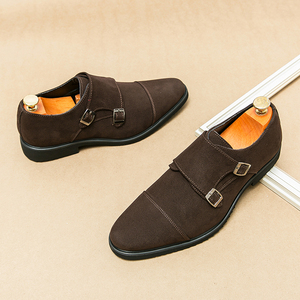Mocassins en cuir PU pour hommes, chaussures de ville décontractées en daim avec boucle pour le bureau et les occasions spéciales - Product Image 2