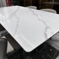 Moderner luxuriöser italienischer rechteckiger Esstisch aus gesintertem Stein mit Acryl ständer Bjflamingo Light Luxus italienischer Esstisch