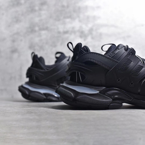 2026 Baskets Chunky LED Premium, d'inspiration Designer, style Track, audacieuses et décontractées, pour Hommes et Femmes - Product Image 5