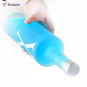 Botellas de <span class=keywords><strong>Vodka</strong></span> de Vidrio Delgado de Lujo con Logotipo y Etiqueta Personalizados, Botellas de Vidrio Esmerilado Azul para Vino de 750 ml, 700 ml y 500 ml - Product Image 6