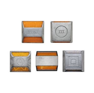 Prodotto riflettente doppio lato 100*100mm di avviso di traffico con perno stradale in alluminio di qualità eccezionale - Product Image 2