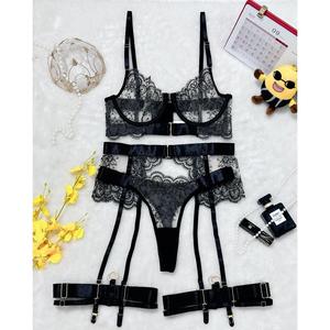 Nuovo Set di Biancheria Intima Romantica Ricamata con Ciglia e Pizzo Trasparente e <span class=keywords><strong>Sexy</strong></span> in Stile Europeo e Americano - Product Image 6
