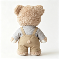 En gros, Ours en peluche doux et bouclé, adorable animal en peluche avec chemise à col et salopette kaki