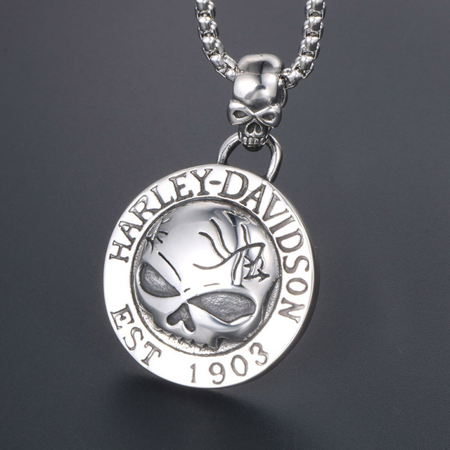 Punk Style Fashionable Men's Retro Round Stainless Steel Skull Pendant Necklace Halloween Anniversary Commemoration