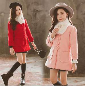 Vêtements en gros de marque sans nom : Manteaux pour enfants en fausse fourrure de marque avec boutons - Product Image 3