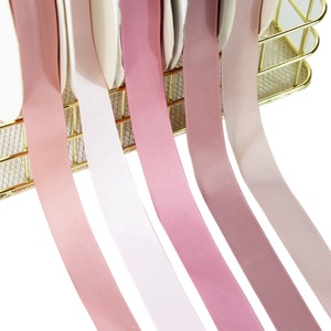 Nastro in Poliestere Grosgrain di Alta Qualità 100% Poliestere 10mm per Confezioni Regalo e Creazione di Fiori - Product Image 3
