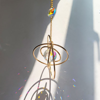 Attrape-soleil géométrique artisanal en cristal rotatif gravé au laser, créateur d'arc-en-ciel de lumière et d'ombre, décoration de fenêtre, cristal décoratif