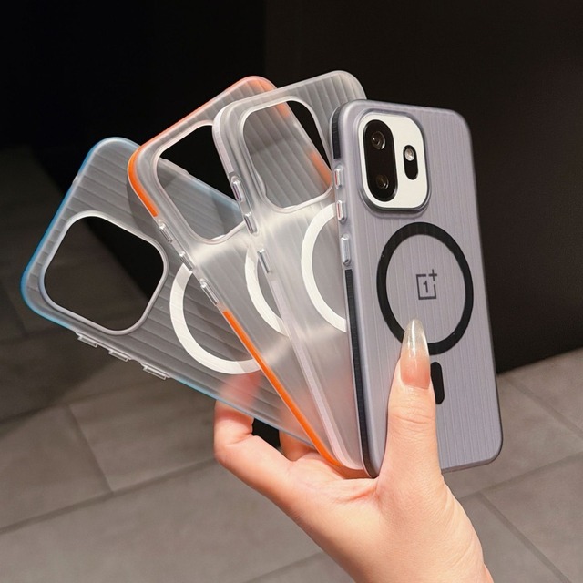 Luxury Magnetic Mobile Phone Cases for OnePlus 15T TPU PC Hybrid 3D Grid Wireless Charging Shockproof