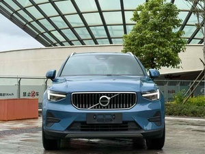 Véhicule d'occasion en gros pour l'exportation : <span class=keywords><strong>Volvo</strong></span> <span class=keywords><strong>XC40</strong></span> 2023, conduite à gauche, moteur turbo, sièges en cuir, SUV - Product Image 2