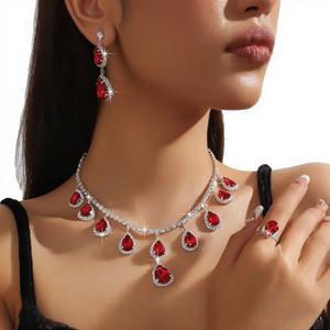 Ensemble de bijoux tendance en laiton plaqué argent pour femmes : collier, boucles d'oreilles et bracelet – Nouveautés pour mariages et occasions spéciales - Product Image 4